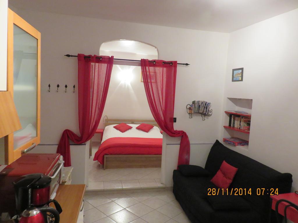 Apartamento Studio Vieux Menton Exterior foto